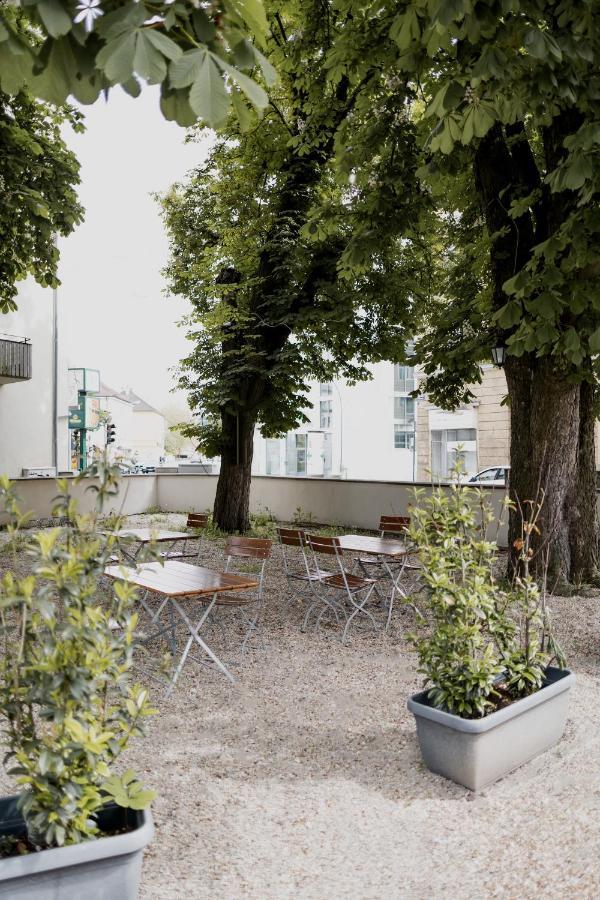 Hotel Cristallo Landshut Exterior photo
